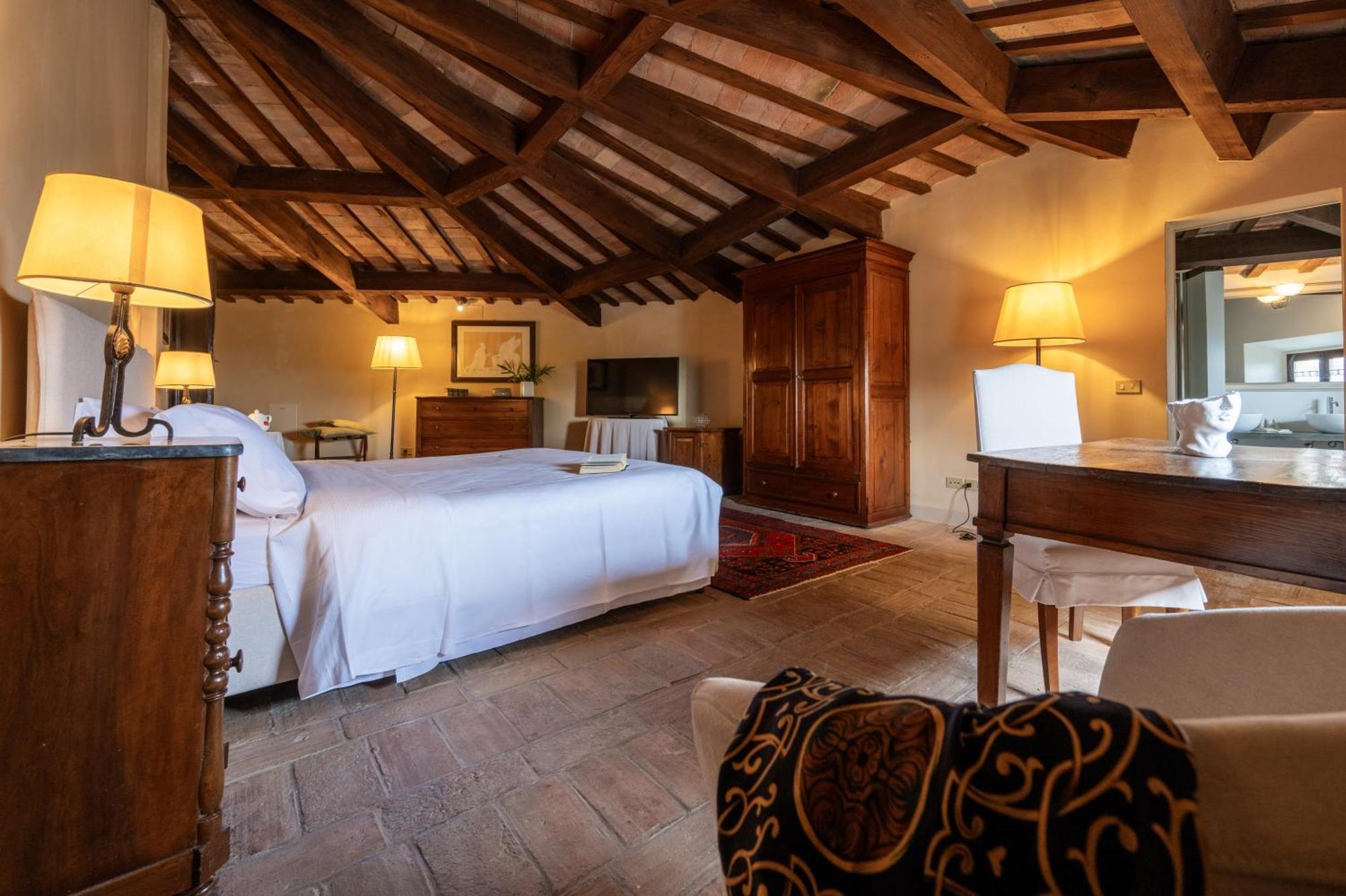 Palazzo Viviani Castello Di Montegridolfo Hotel Luaran gambar